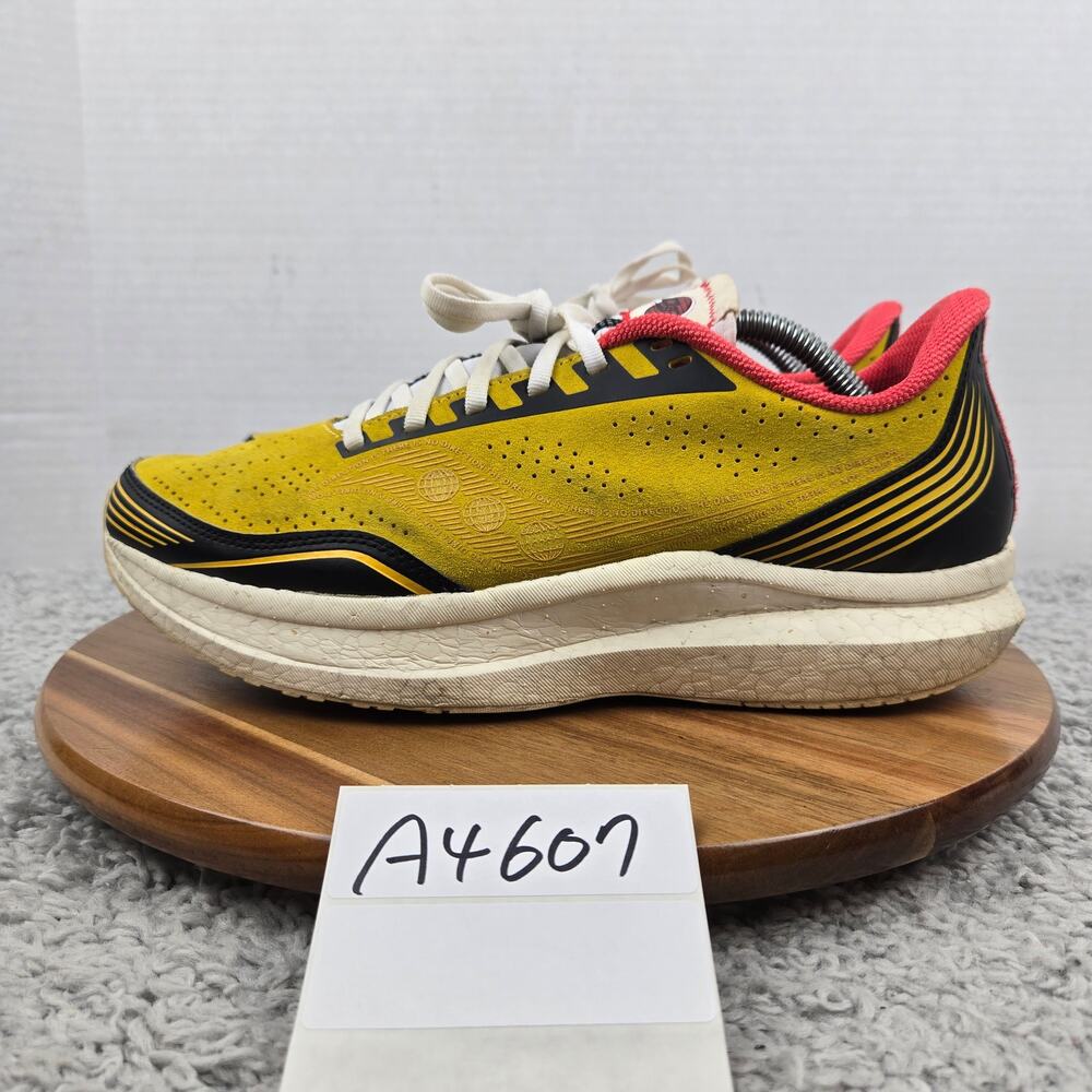 Saucony Mens 10.5 Diet Starts Monday Endorphin Pro Yellow Wolverine Running Shoe